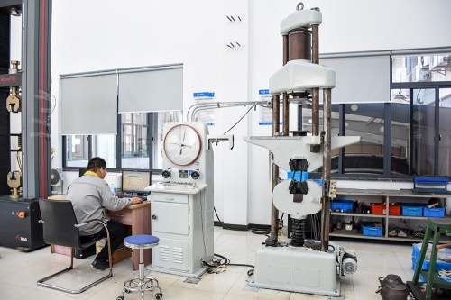 液壓式萬(wàn)能試驗(yàn)機(jī)